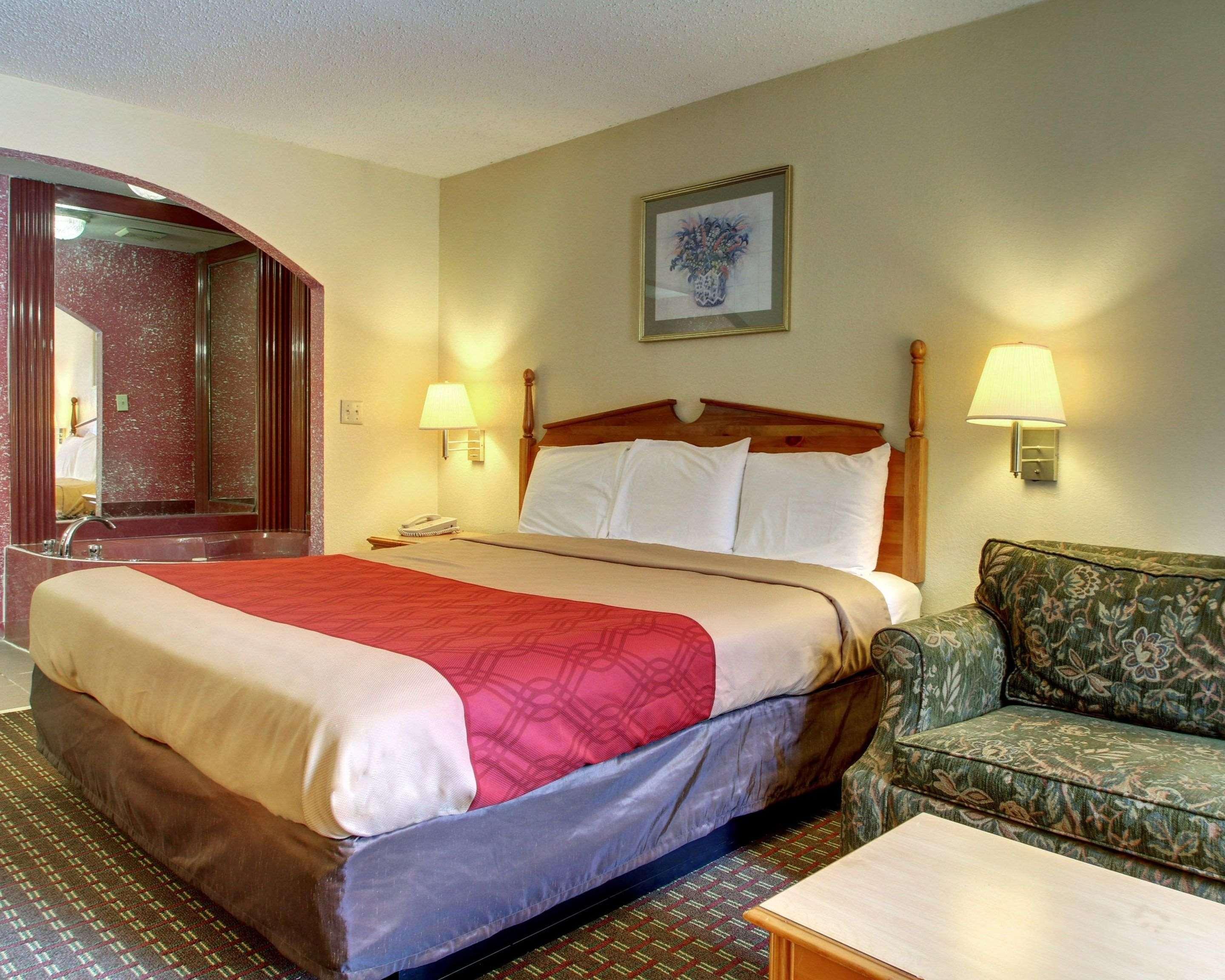 Econo Lodge Clinton Luaran gambar
