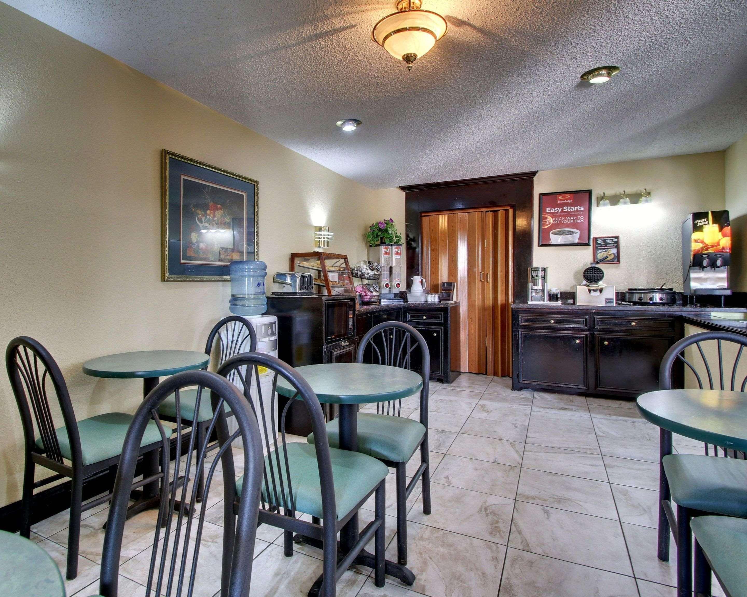Econo Lodge Clinton Luaran gambar