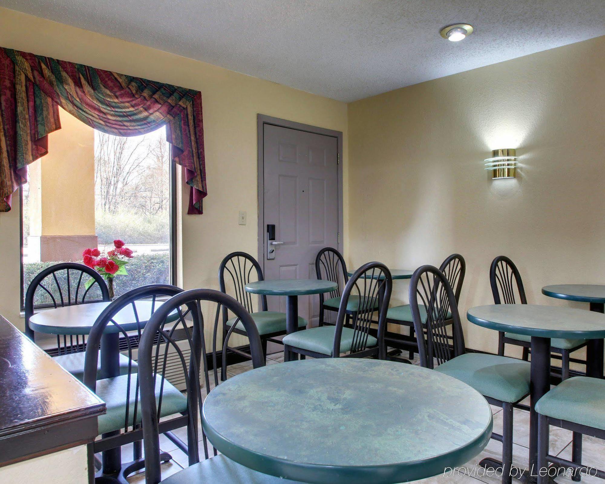 Econo Lodge Clinton Luaran gambar